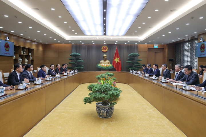 Thủ tướng Lê Minh Hưng tiếp Trưởng Ban Tổ chức Trung ương Đảng Nhân dân Cách mạng Lào