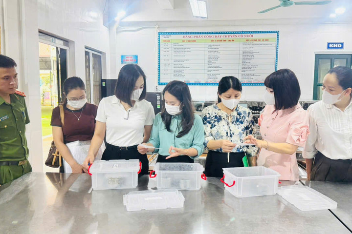 Xã Kim Anh nâng cao chất lượng bữa ăn bán trú, khám sức khỏe cho hơn 4.400 người dân