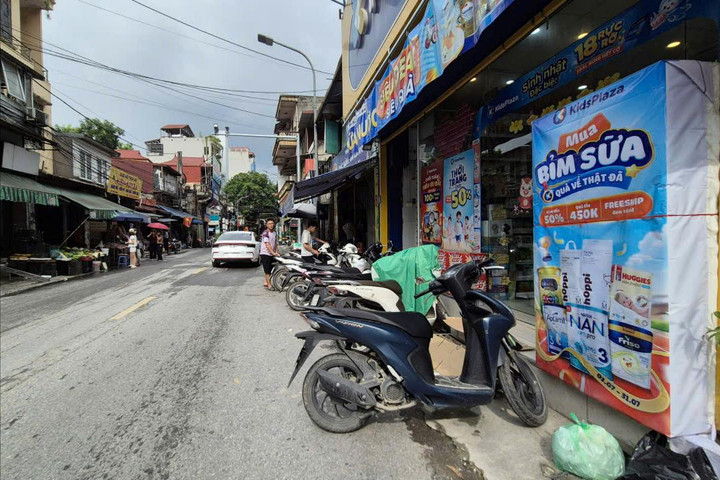Vi phạm trật tự đô thị tại xã Sơn Đồng: Chưa hết cảnh lộn xộn