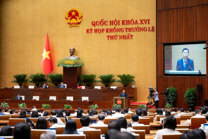 Đề xuất giao thêm quyền cho UBND cấp xã trong lĩnh vực xuất khẩu lao động