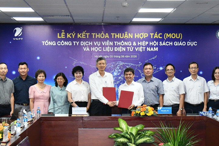 VNPT VinaPhone và VAEDR hợp tác phát triển hệ sinh thái học liệu số