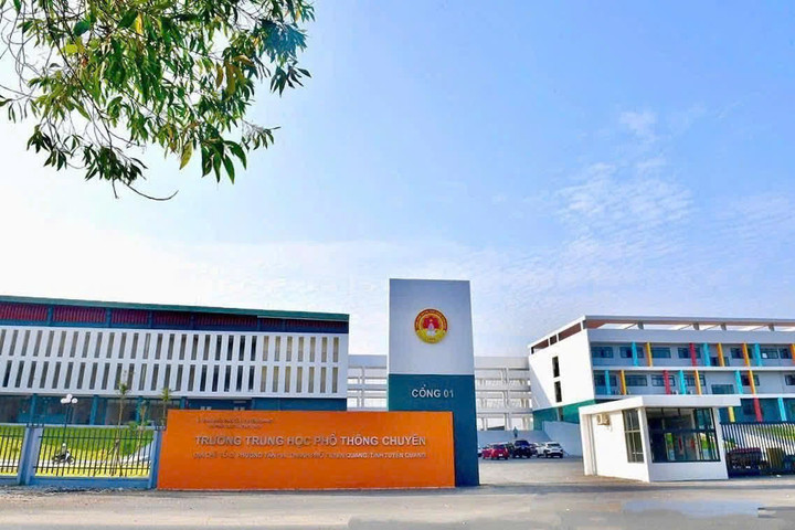 Lịch thi lại cho thí sinh tại điểm thi THPT chuyên Tuyên Quang
