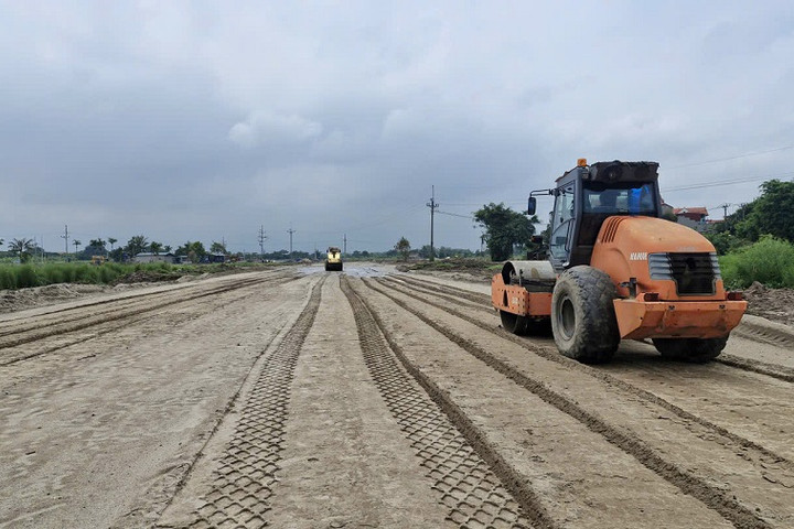 Đẩy nhanh tiến độ xây dựng Cụm công nghiệp làng nghề Nam Tiến