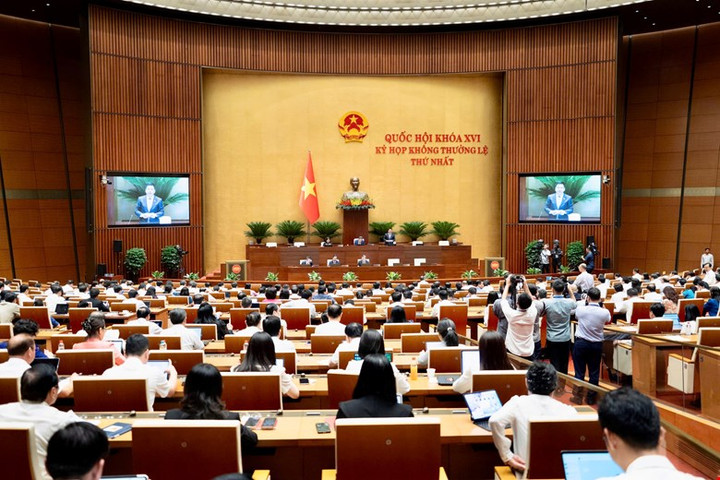 Đại biểu Quốc hội đề xuất tách chức danh Bí thư Đảng ủy xã và Chính trị viên Ban Chỉ huy quân sự xã