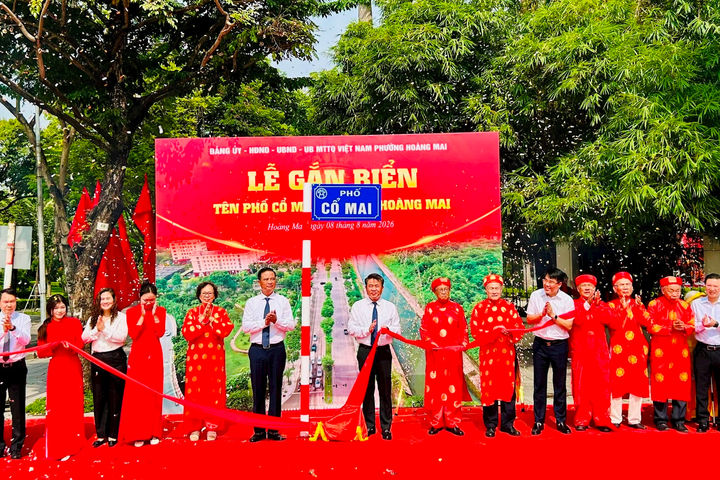 Phường Hoàng Mai gắn biển tên phố Cổ Mai: Nối liền chiều sâu lịch sử và nhịp sống hiện đại