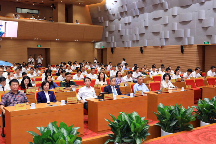 Khai mạc kỳ họp chuyên đề HĐND thành phố Hà Nội: Quyết nghị những nội dung quan trọng