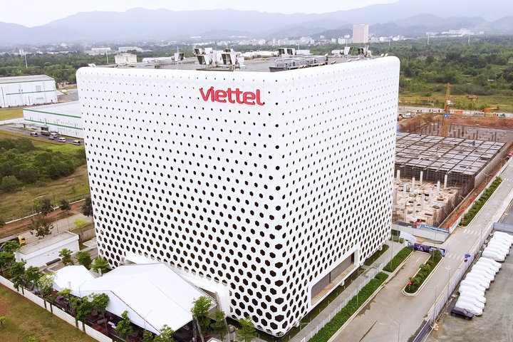 Sản lượng điện mặt trời của Viettel tăng 24,8%