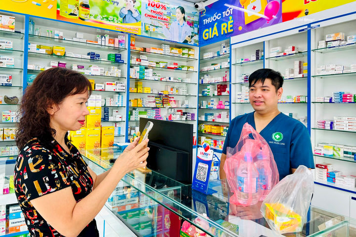 Phường Hoàng Mai: Tuyến phố không dùng tiền mặt - hướng tới công dân số