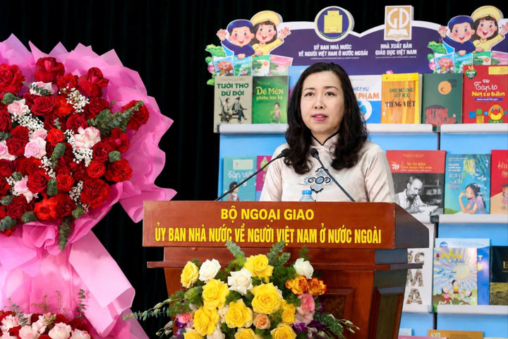 Gìn giữ tiếng Việt từ mỗi gia đình người Việt ở nước ngoài