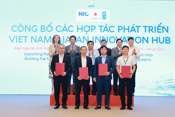 Việt Nam - Nhật Bản lập nhóm công tác phát triển nhân lực bán dẫn