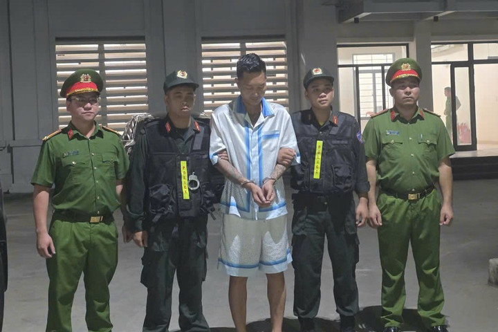 Khởi tố Bùi Xuân Huấn về 2 tội danh