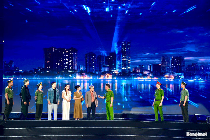Bản hùng ca “81 mùa bình yên”