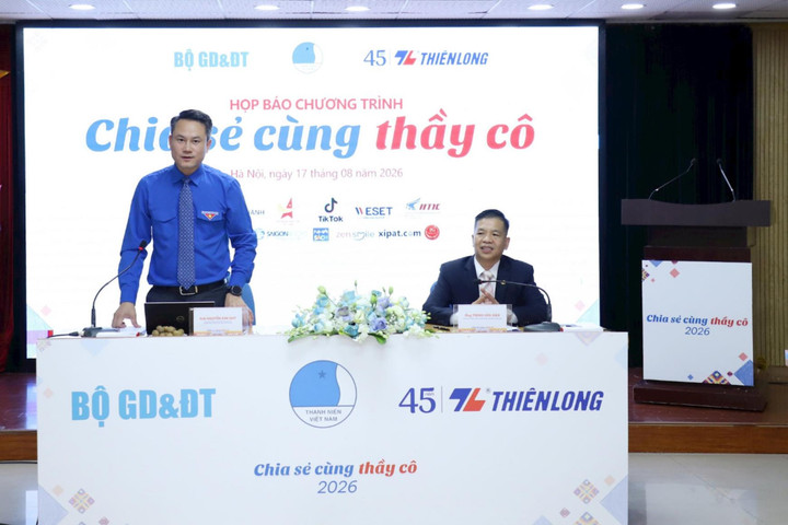 Chương trình "Chia sẻ cùng thầy cô" 2026: Mang "lớp học reo vui" đến vùng cao