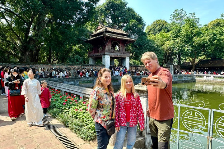 Hà Nội yêu cầu không tăng giá tùy tiện, bảo đảm an toàn cho du khách dịp 2-9