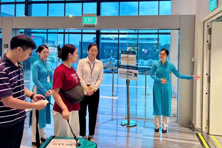 Vietnam Airlines hai lần thay đổi kế hoạch chuyến bay để chở mô, tạng hiến
