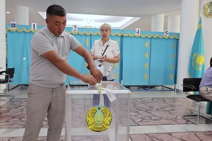 Hơn 74% cử tri Kazakhstan tham gia cuộc bầu cử Quốc hội đơn viện đầu tiên