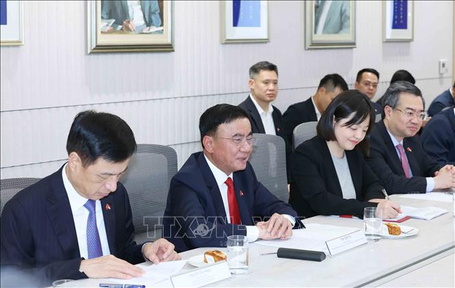 Phát huy Đối thoại Chiến lược Việt Nam - Singapore thành kênh trao đổi thường xuyên, thực chất