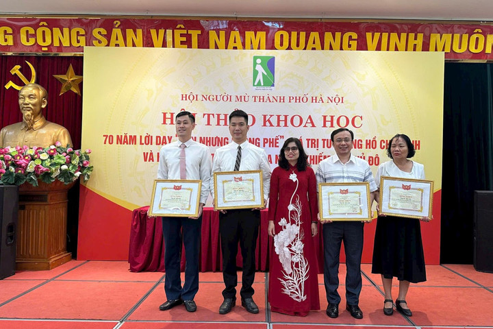 Hành trình hòa nhập, cống hiến của người khiếm thị Thủ đô