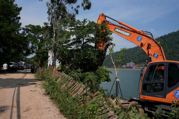Xã Kim Anh lên kế hoạch tiếp tục cưỡng chế các trường hợp vi phạm đất đai ở hồ Đồng Đò