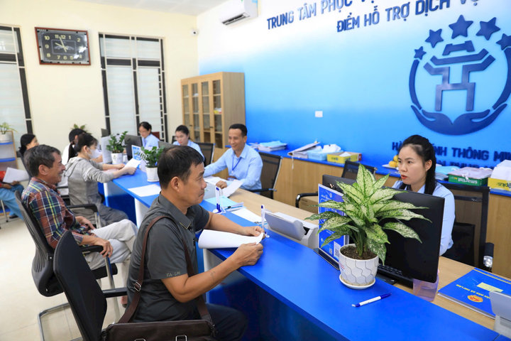 Không yêu cầu nộp giấy tờ đã tích hợp trên VNeID: Giảm thủ tục cho người dân