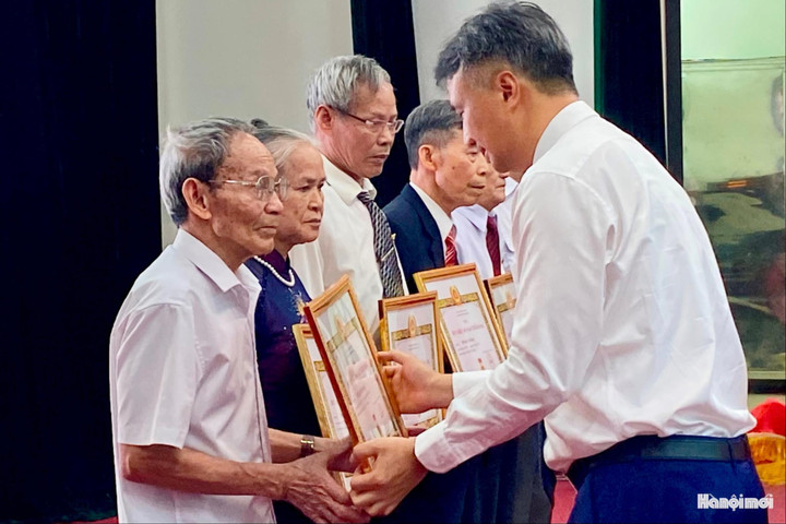 Xã Vĩnh Thanh: Mỗi đảng viên là một tấm gương sáng