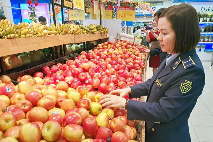 Hàng ngoại "núp bóng" hàng Việt, quyền lợi người tiêu dùng và doanh nghiệp bị ảnh hưởng