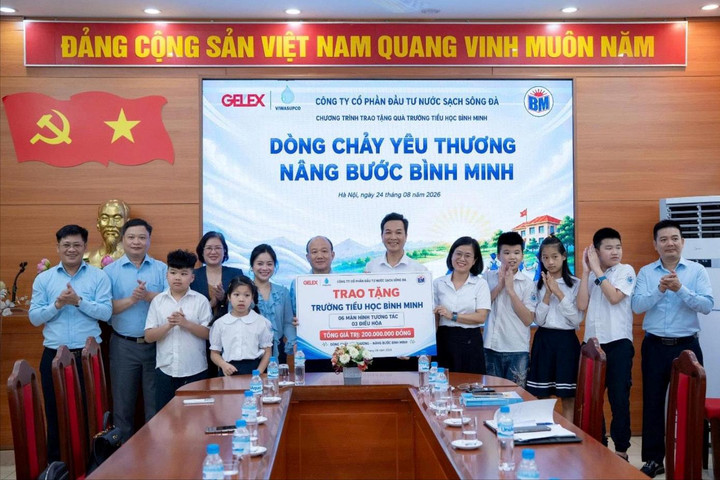 VIWASUPCO trao tặng món quà đặc biệt nhân dịp đầu năm học mới