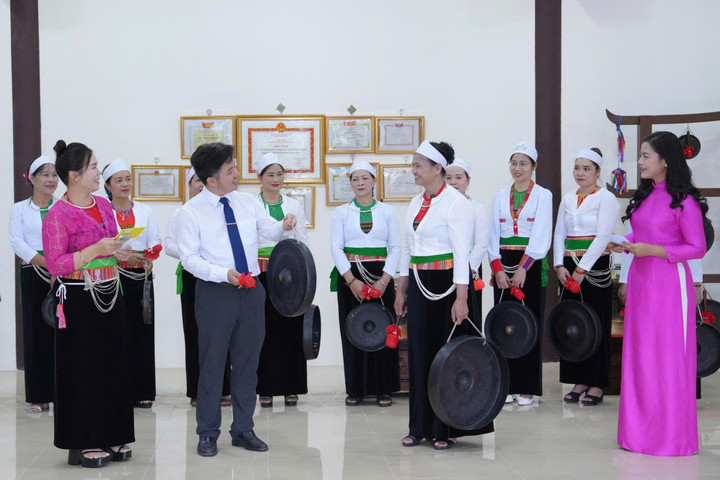 Phú Cát ngân vang tiếng cồng chiêng