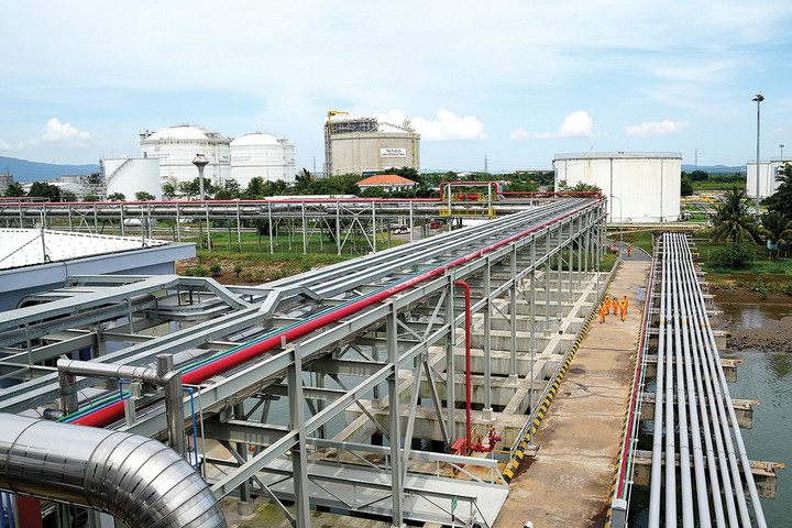 Điện khí LNG: Hướng tới hệ thống điện xanh và bền vững