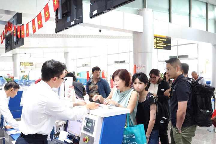 Sân bay Liên Khương đón chuyến bay quốc tế đầu tiên sau nâng cấp