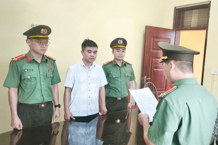 Lý do khởi tố cựu Phó Viện trưởng của Đại học Trưng Vương?