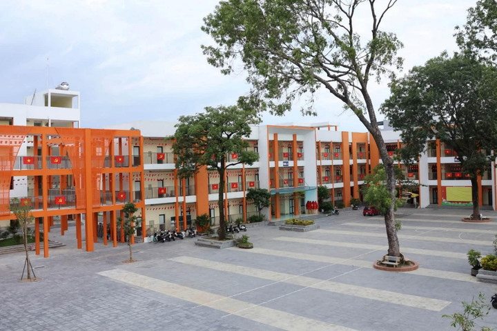 Những công trình nâng bước học sinh tới trường ở Hoài Đức