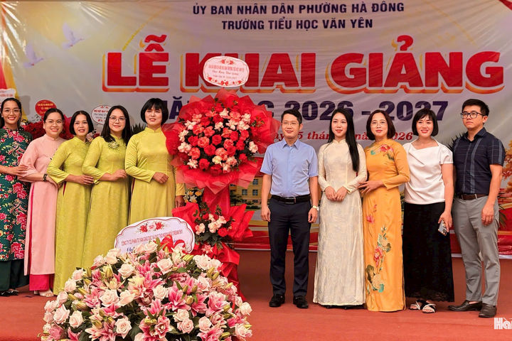 Khai giảng năm học mới - mở cánh cửa cho những đổi thay