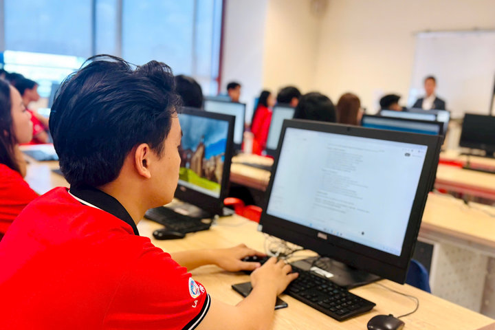 AI vào giảng đường: Thay đổi cách dạy, cách học của giảng viên, sinh viên