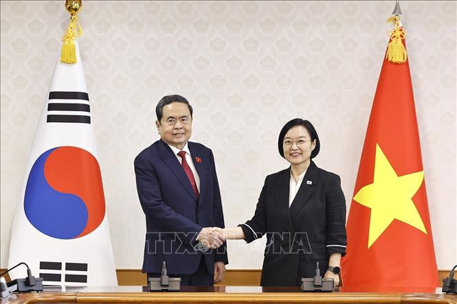 Thủ tướng Hàn Quốc cam kết hỗ trợ Việt Nam tổ chức thành công APEC 2027
