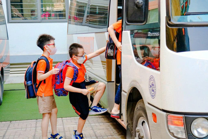 Hà Nội yêu cầu báo cáo kết quả kiểm tra toàn bộ xe đưa đón học sinh trước ngày 30-9