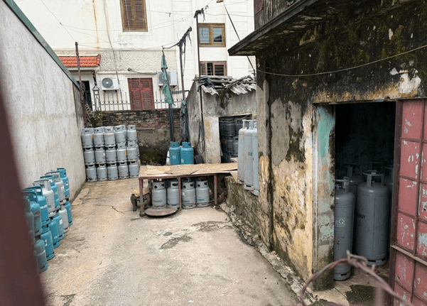 Thu gom vỏ bình, tem nhãn làm gas giả để trục lợi
