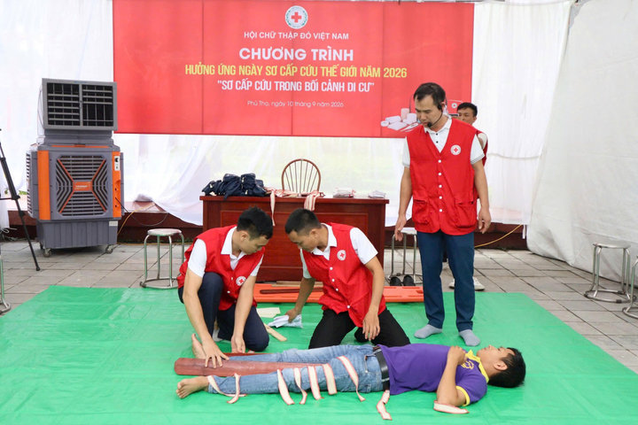 Trang bị kỹ năng sơ cấp cứu cho cộng đồng và người lao động di cư