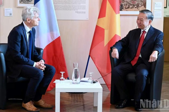 Phát huy di sản hữu nghị giữa Đảng Cộng sản Việt Nam và Đảng Cộng sản Pháp
