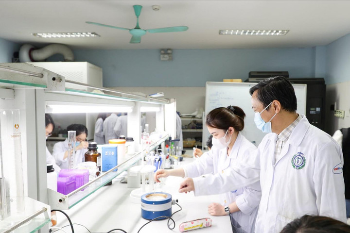 Hà Nội hỗ trợ đào tạo 100 tiến sĩ: Gắn với giải quyết những bài toán lớn của Thủ đô