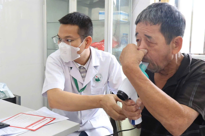 Lập lá chắn thể chế bảo vệ sức khỏe cộng đồng