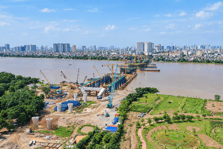 Hà Nội: Khơi thông nguồn lực, tạo đà tăng trưởng hai con số