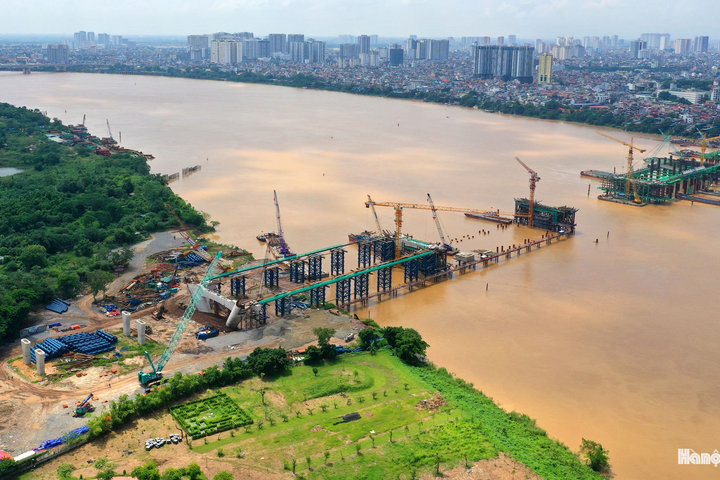 7 cây cầu vượt sông Hồng: Tăng tốc trên những công trường trọng điểm
