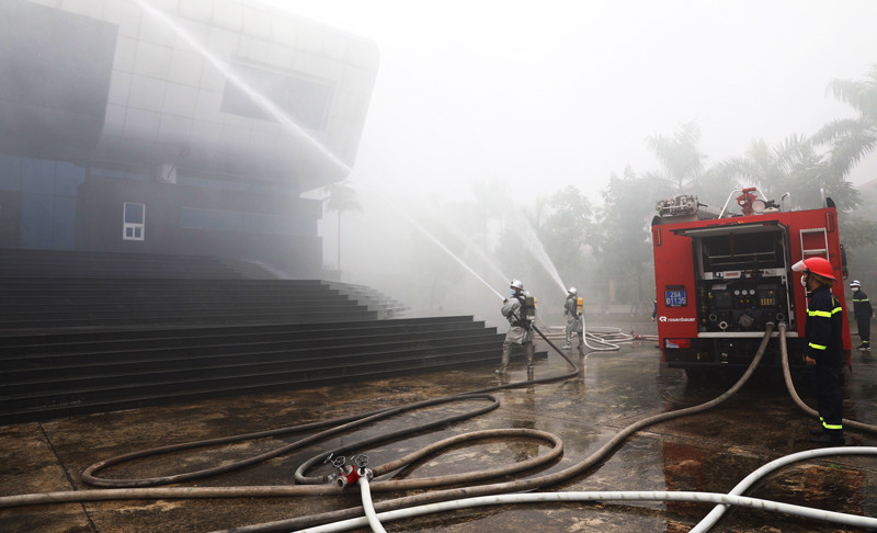 Huyện Đan Phượng diễn tập phương án chữa cháy và tìm kiếm cứu nạn, cứu hộ năm 2022