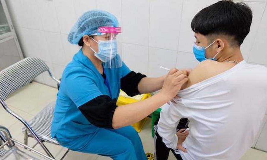 Huyện Sóc Sơn đẩy nhanh tiến độ tiêm vắc xin phòng Covid-19 cho học sinh