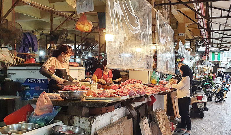 Chú trọng xây dựng điểm bán hàng an toàn thực phẩm trong chợ truyền thống