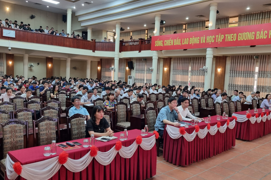 Thị xã Sơn Tây: Gần 500 cán bộ, đảng viên học tập và làm theo tư tưởng, đạo đức, phong cách Hồ Chí Minh
