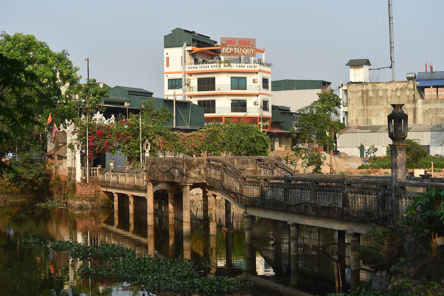 Độc đáo cây cầu “Thượng gia, hạ kiều” có một không hai tại Hà Nội