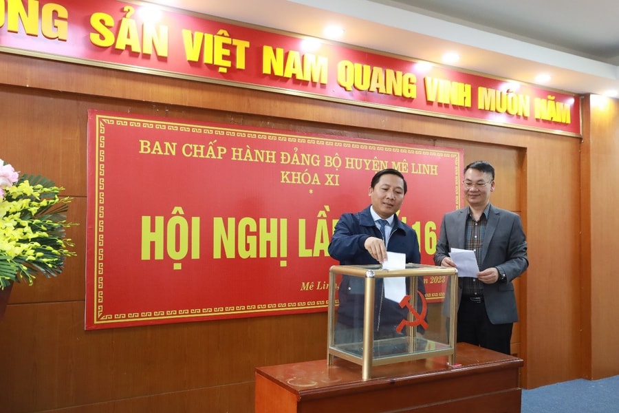 Mê Linh: Lấy phiếu tín nhiệm đối với 3 đồng chí Thường trực Huyện ủy 