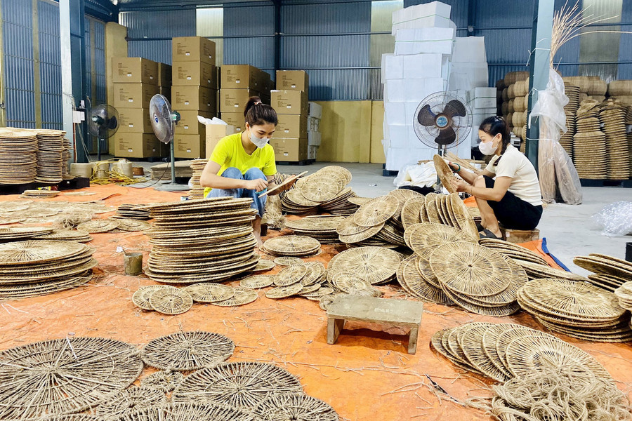 Người dân góp đất ruộng và kinh phí để xây dựng cụm công nghiệp làng nghề: Cách làm hay ở Phú Túc
